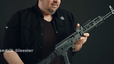 KK-Selbstladebüchse AK-47 Omega, Mauser