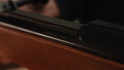 Repetier-Luftgewehr Modell 30 neo, Diana