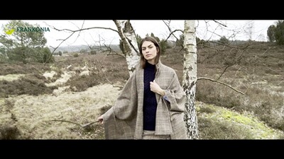 Karo-Poncho mit Hahnentritt-Muster, Brigitte von Schönfels