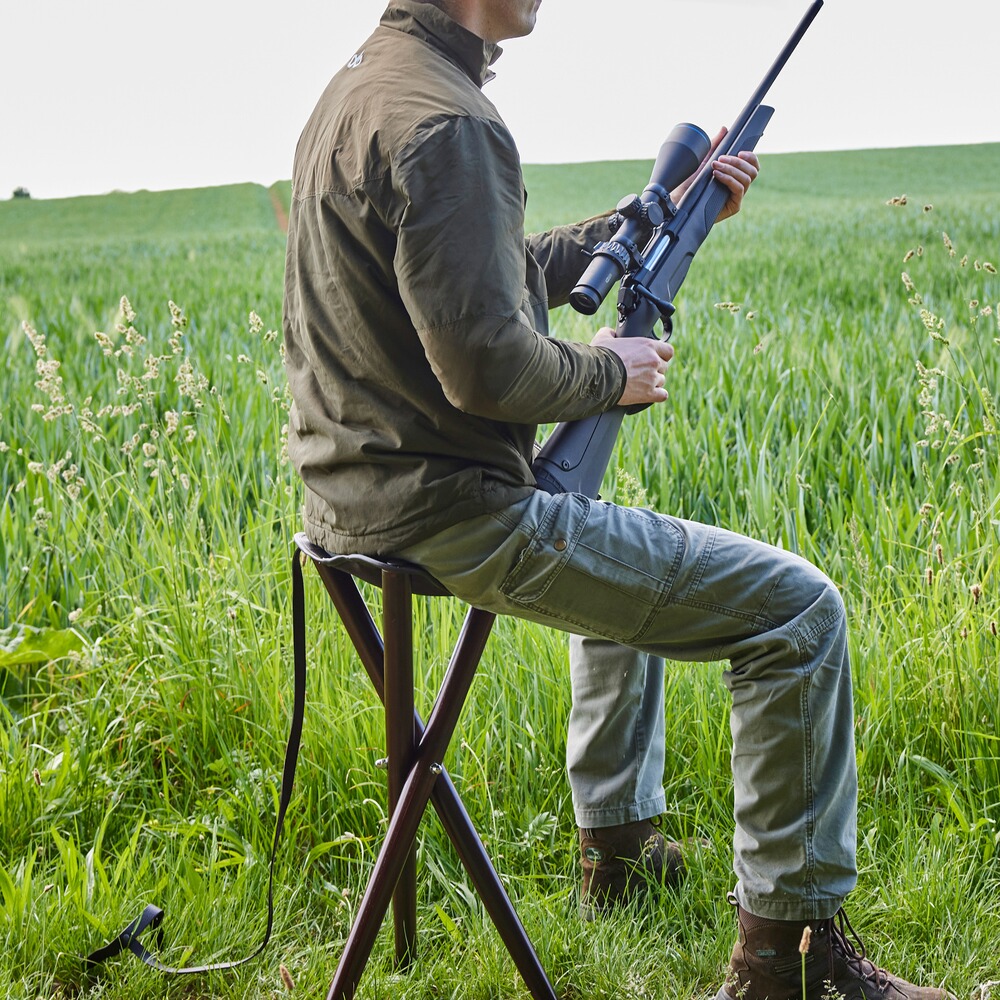 Dreibein Sitzstuhl mit Leder, Wald & Forst