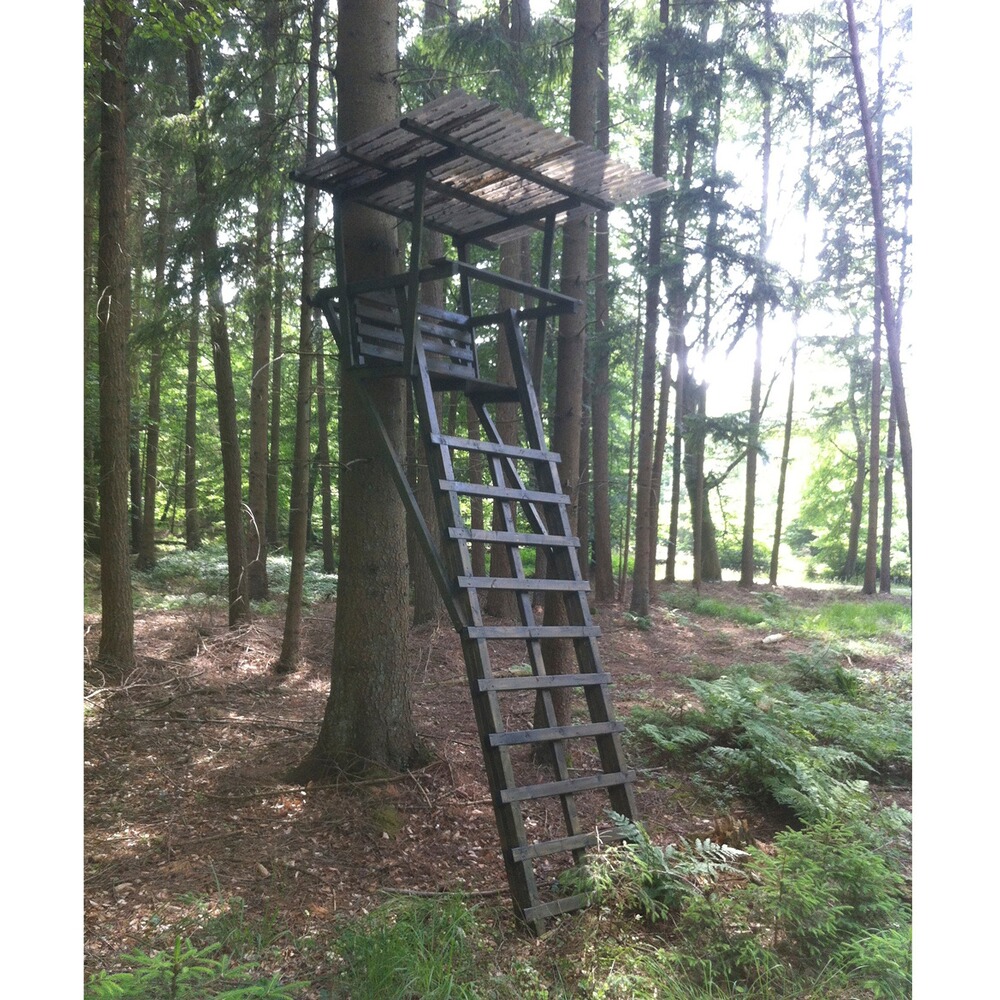 Ansitzleiter Holz groß mit Dach