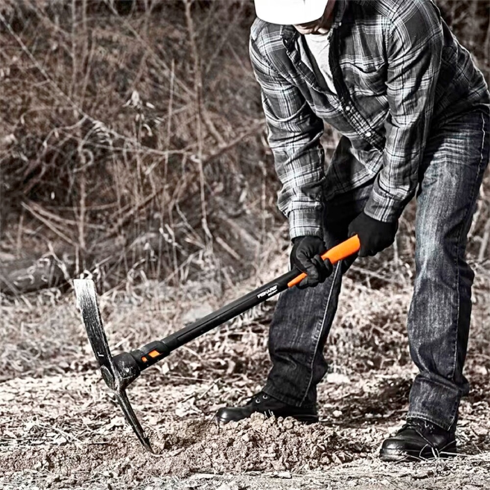IsoCore pickaxe, Fiskars