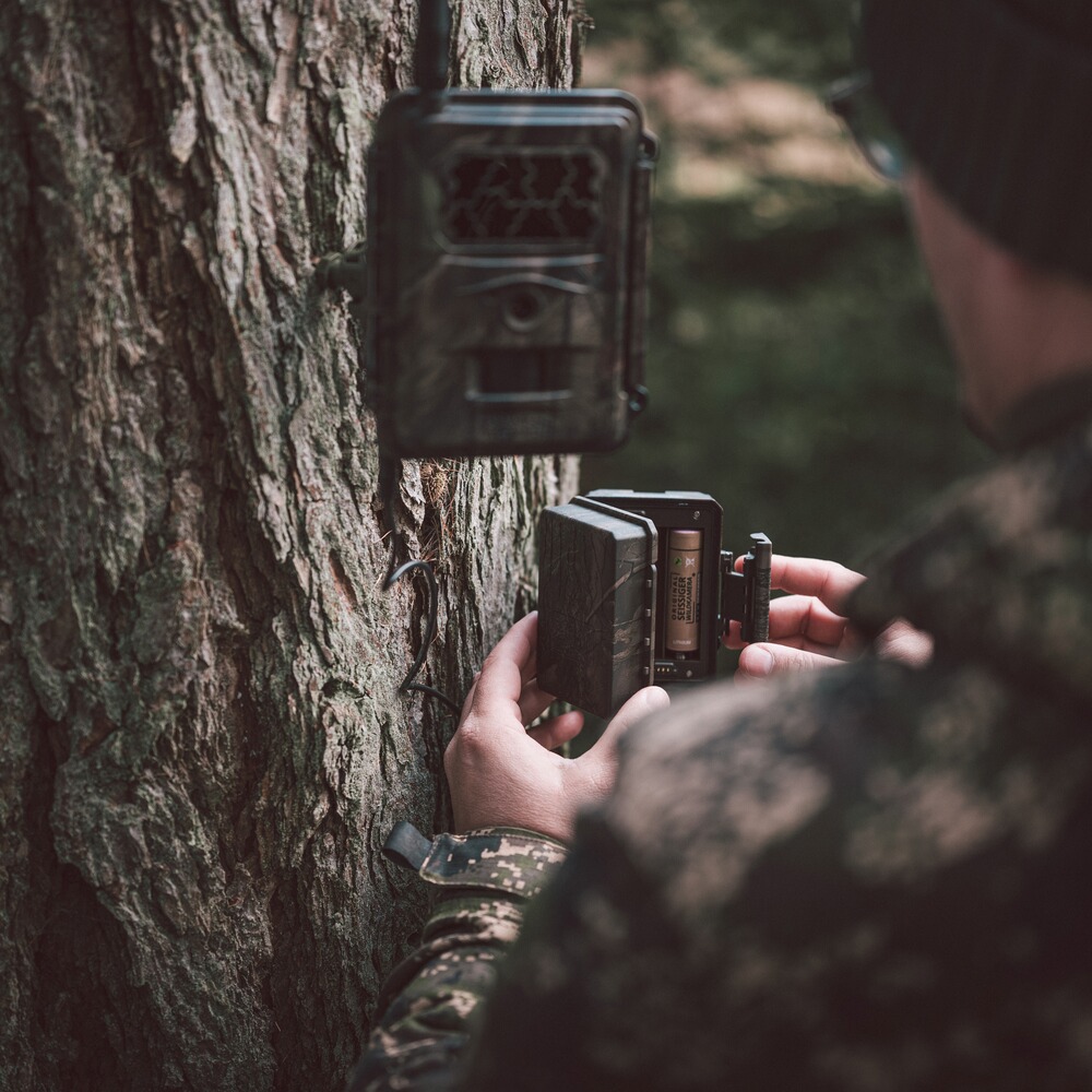 External battery pack for wildlife cameras, Seissiger