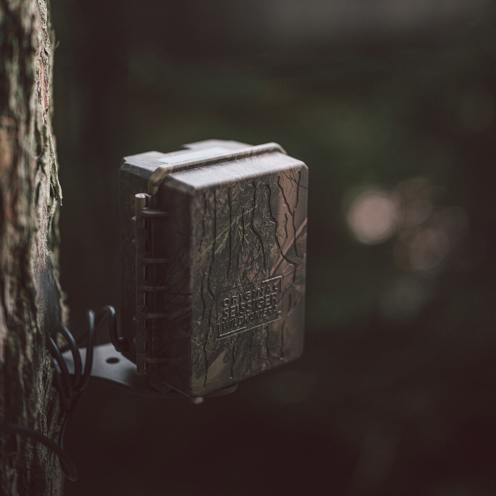 External battery pack for wildlife cameras, Seissiger