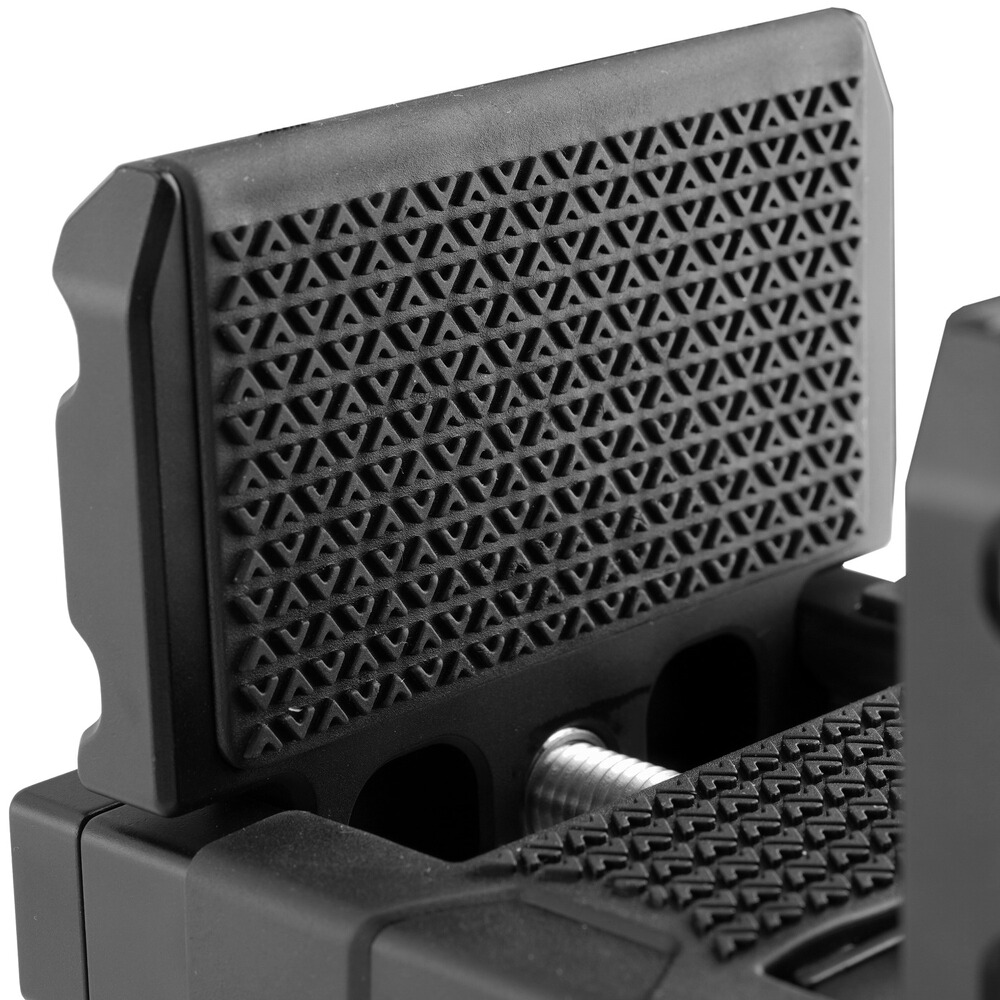 support d'arme ENDEAVOR GM-70, Vanguard