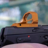 Viseur point rouge RMSx, Shield