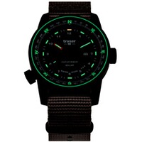 Armbanduhr P68 Pathfinder Solar, Traser