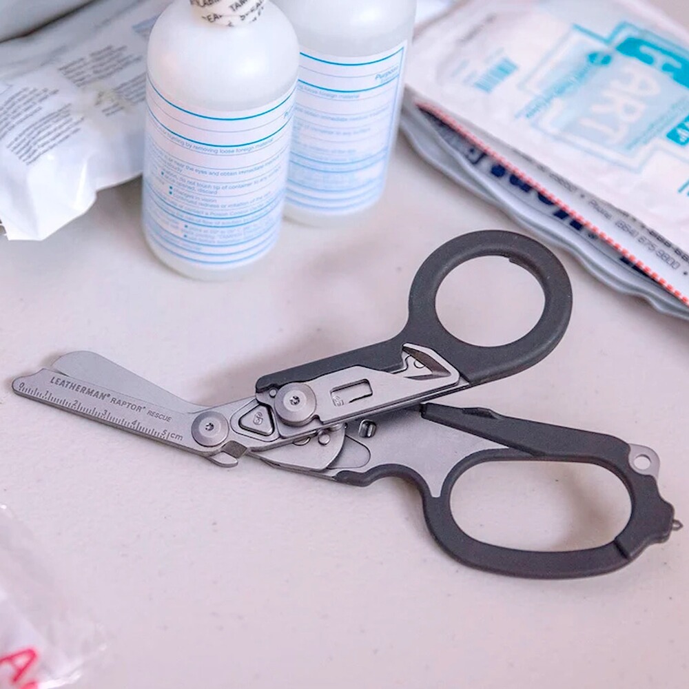 Multitool Raptor EMT, Leatherman