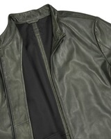 Lederjacke MsToronto, Milestone