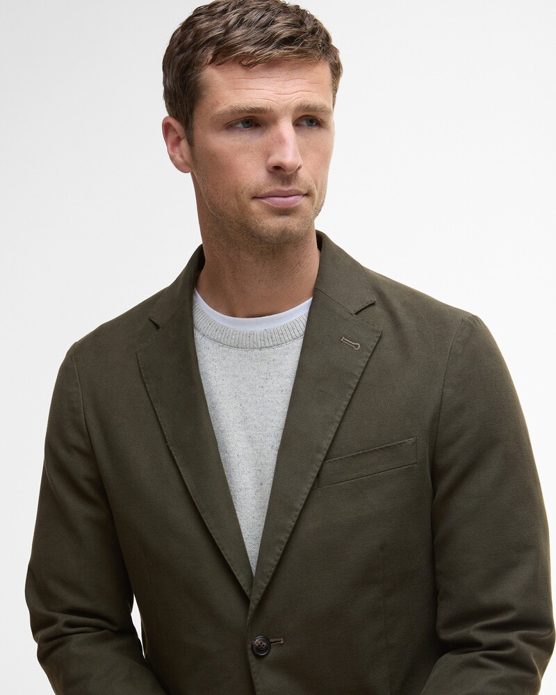 Blazer Jennings, Barbour