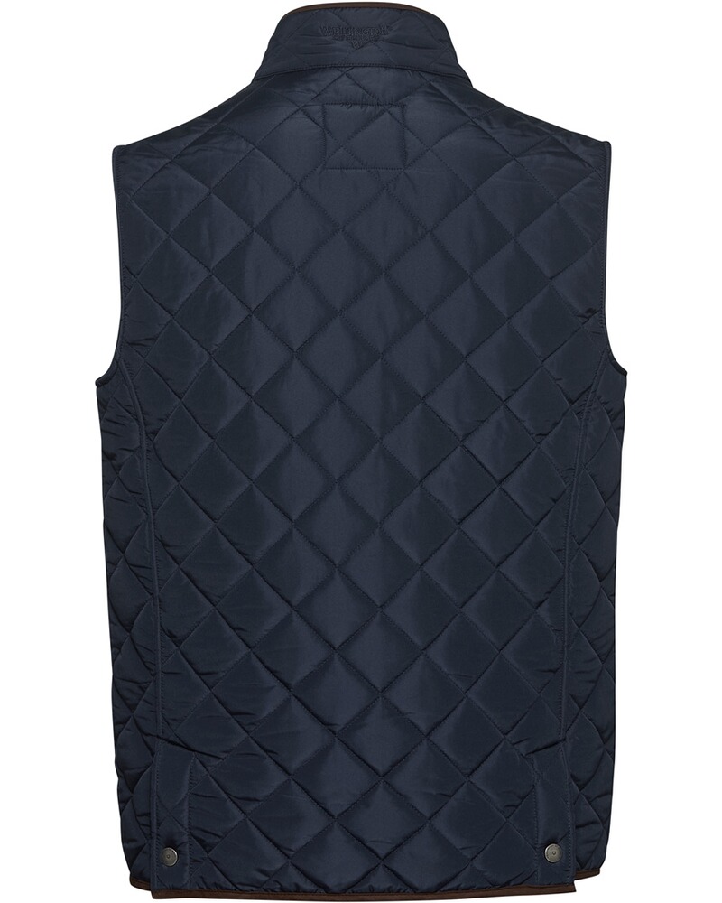 Steppweste Charles, Wellington