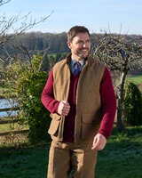 Tweedweste Rutland, Alan Paine