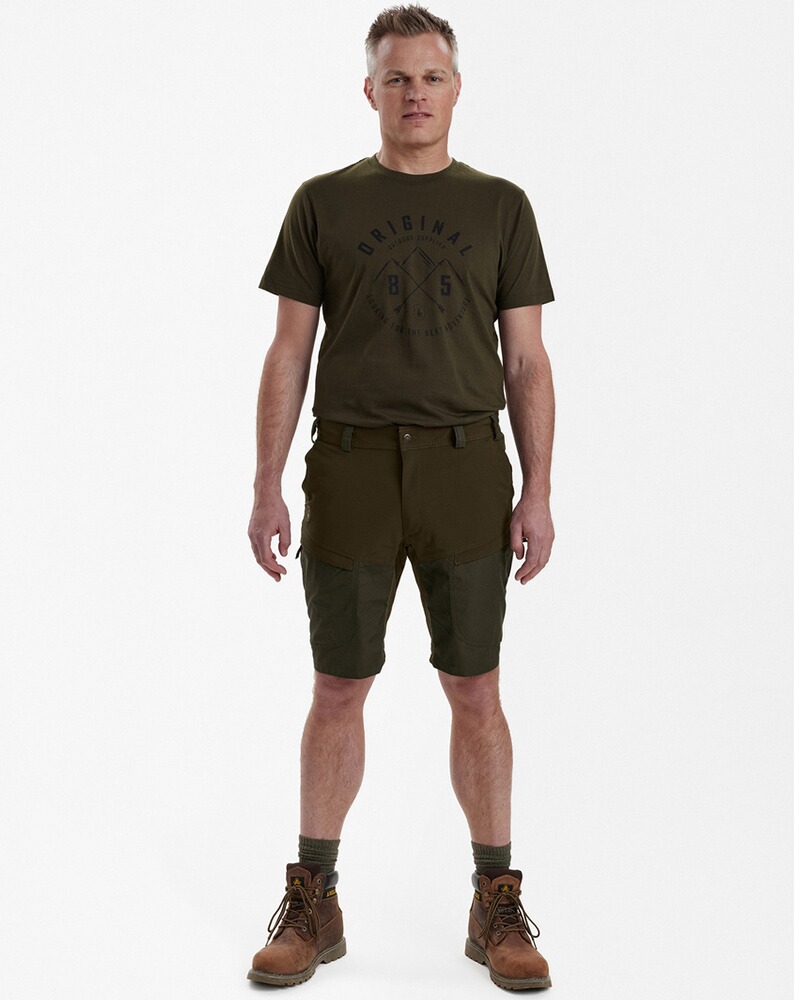 Shorts Strike, Deerhunter