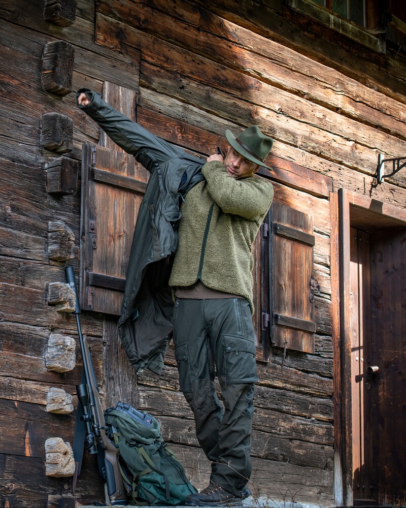 Hose RAM Reinforcement, Deerhunter