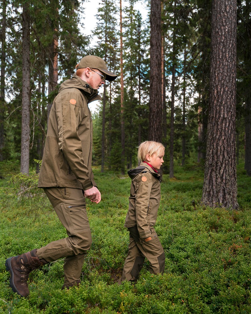 Hose Finnveden Hybrid, Pinewood