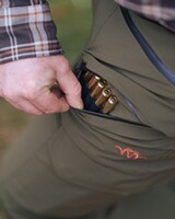 Hose Striker SL, Blaser Outfits