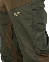 Hose Gorosta, Hart