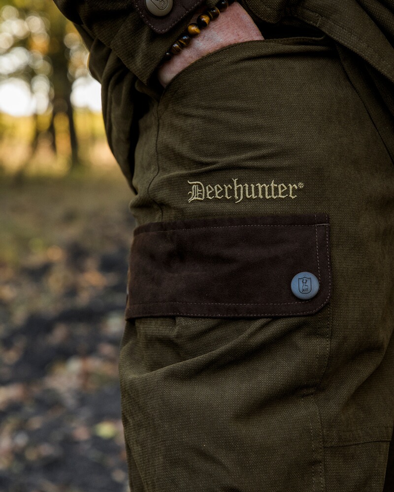Hose Eagle, Deerhunter
