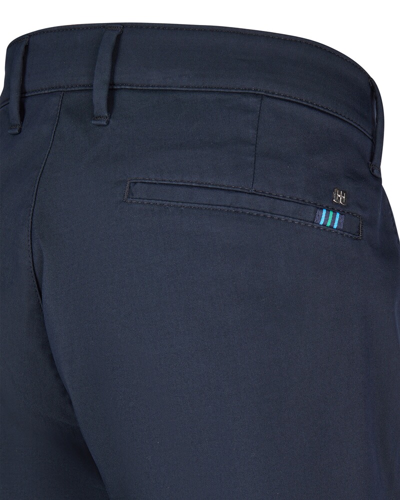 Chino Rob, Club of Comfort