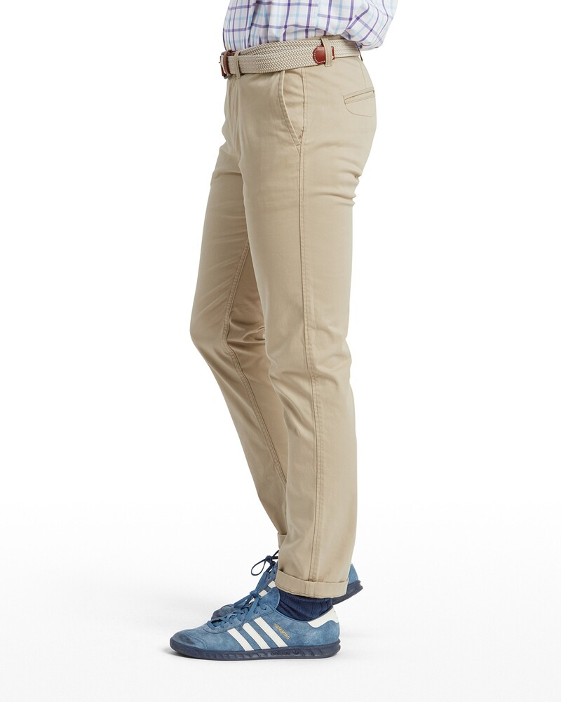Chino Chichester, Schöffel Country