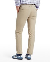 Chino Chichester, Schöffel Country