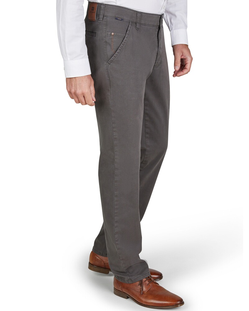 Chino Garvey, Club of Comfort