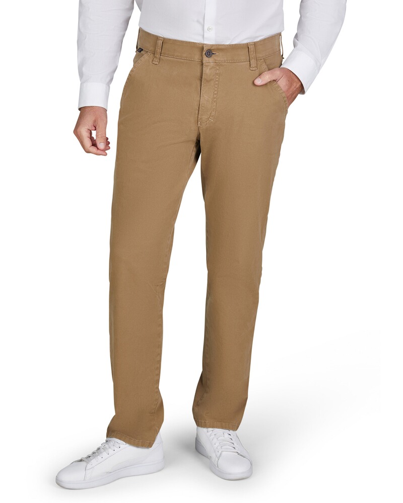 Chino Garvey, Club of Comfort
