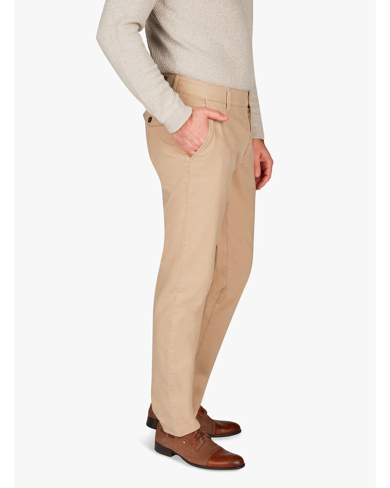Chino Rob, Club of Comfort