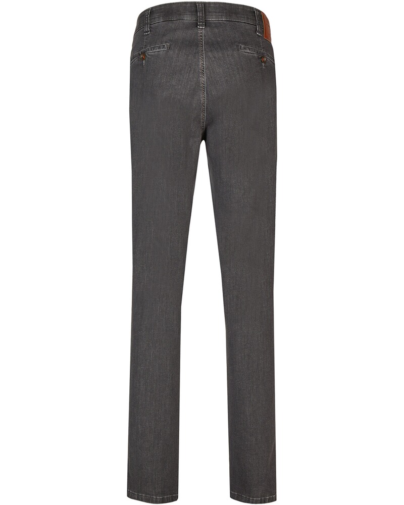 Chino Garvey, Club of Comfort