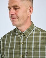 Short-sleeved shirt Summer olive check, Pinewood