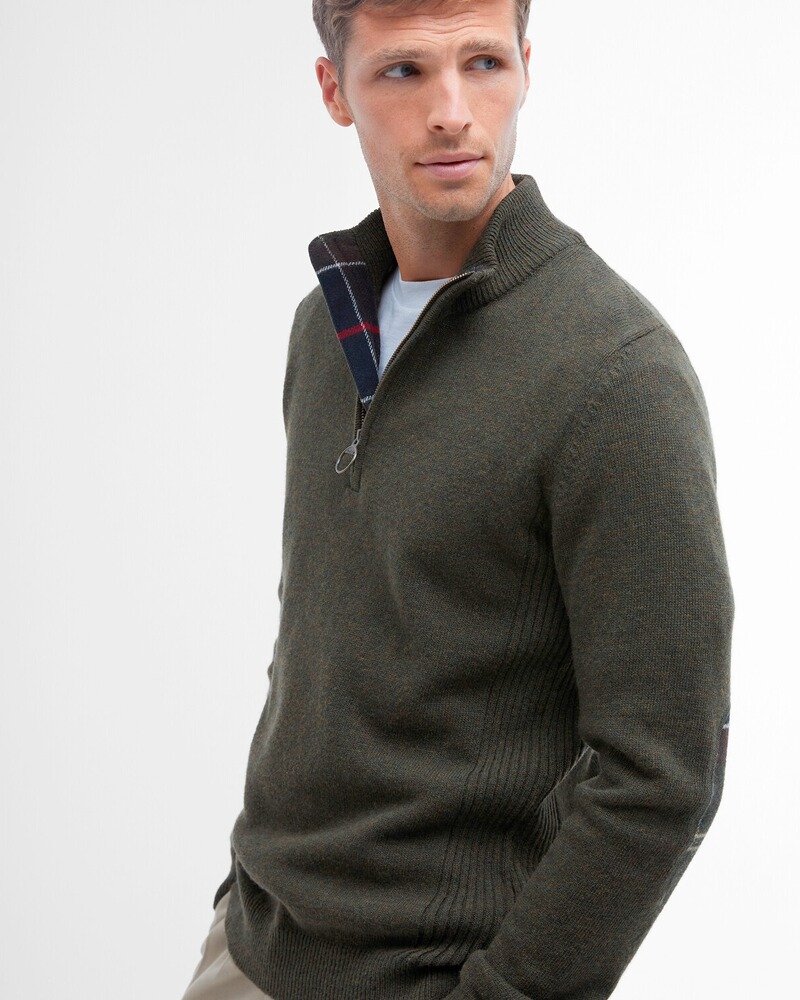 Troyer Holden, Barbour