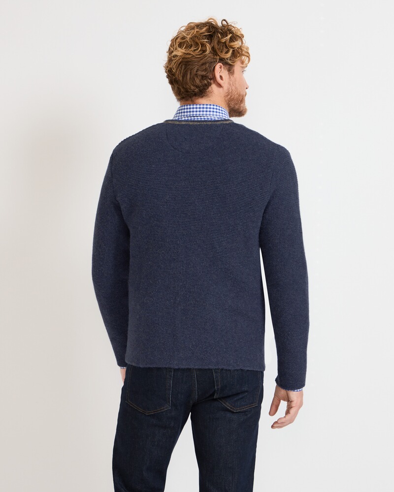 Left-left cardigan, Luis Steindl