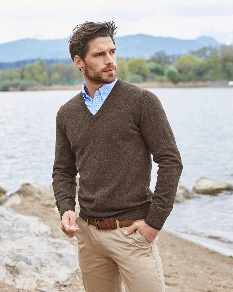 V sweater, Highmoor