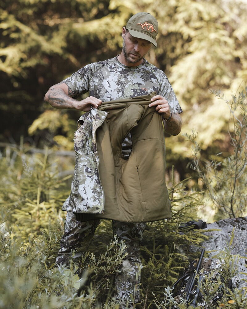 T-Shirt Tech, Blaser Outfits