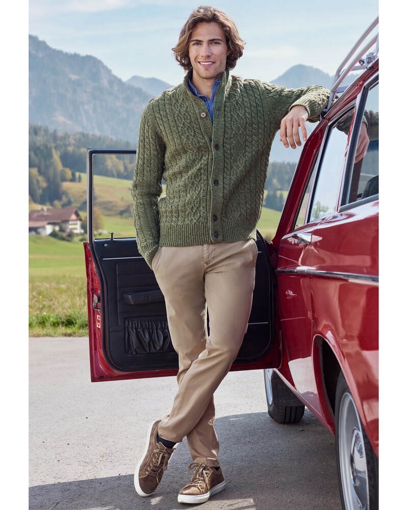 Zopfstrickjacke mit Kontrastdetails, Reitmayer
