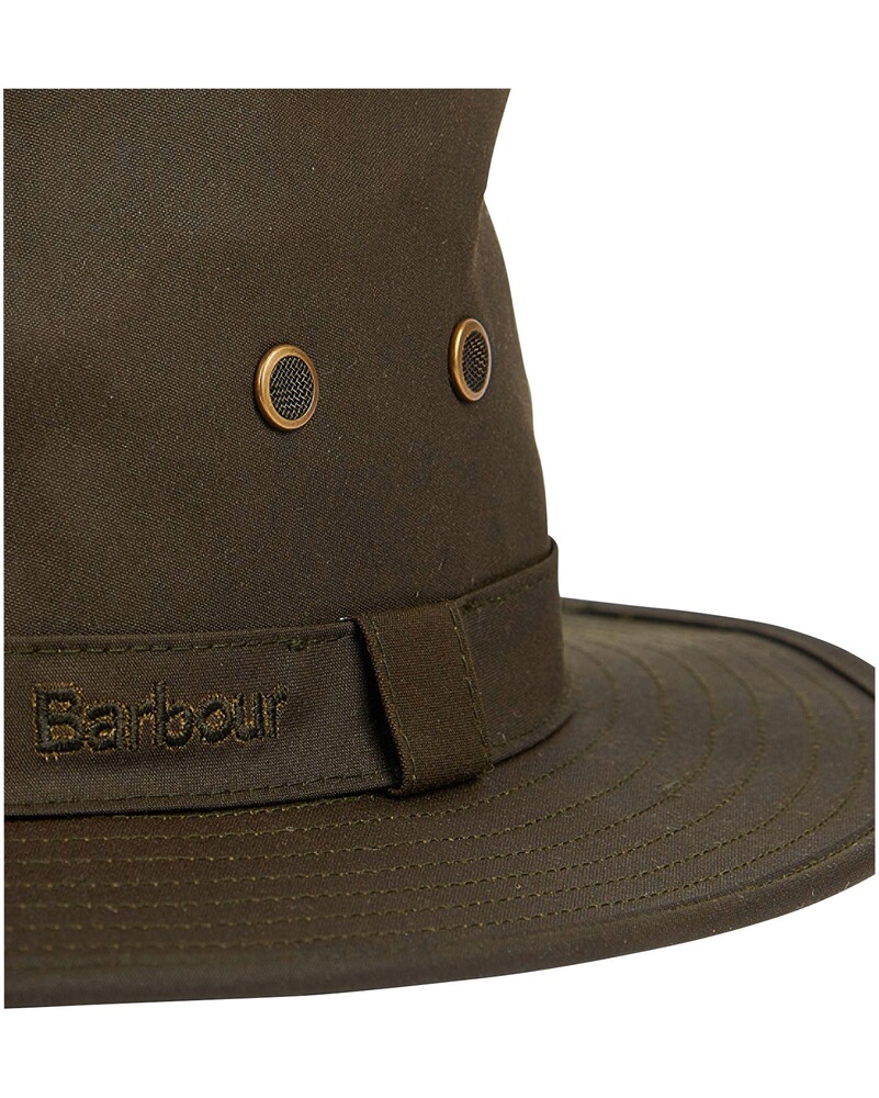 Wachs-Safarihut Dawson, Barbour
