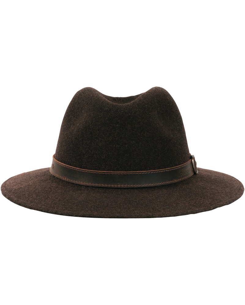 Hut Travaller, Blaser Outfits