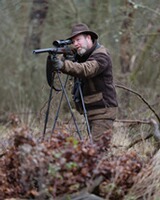 Hut Travaller, Blaser Outfits