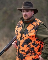 Hut Travaller, Blaser Outfits