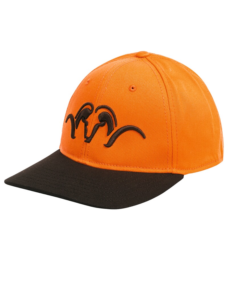 Cap Striker, Blaser Outfits