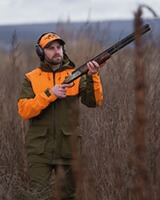 Cap Striker, Blaser Outfits