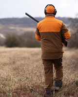 Cap Striker, Blaser Outfits
