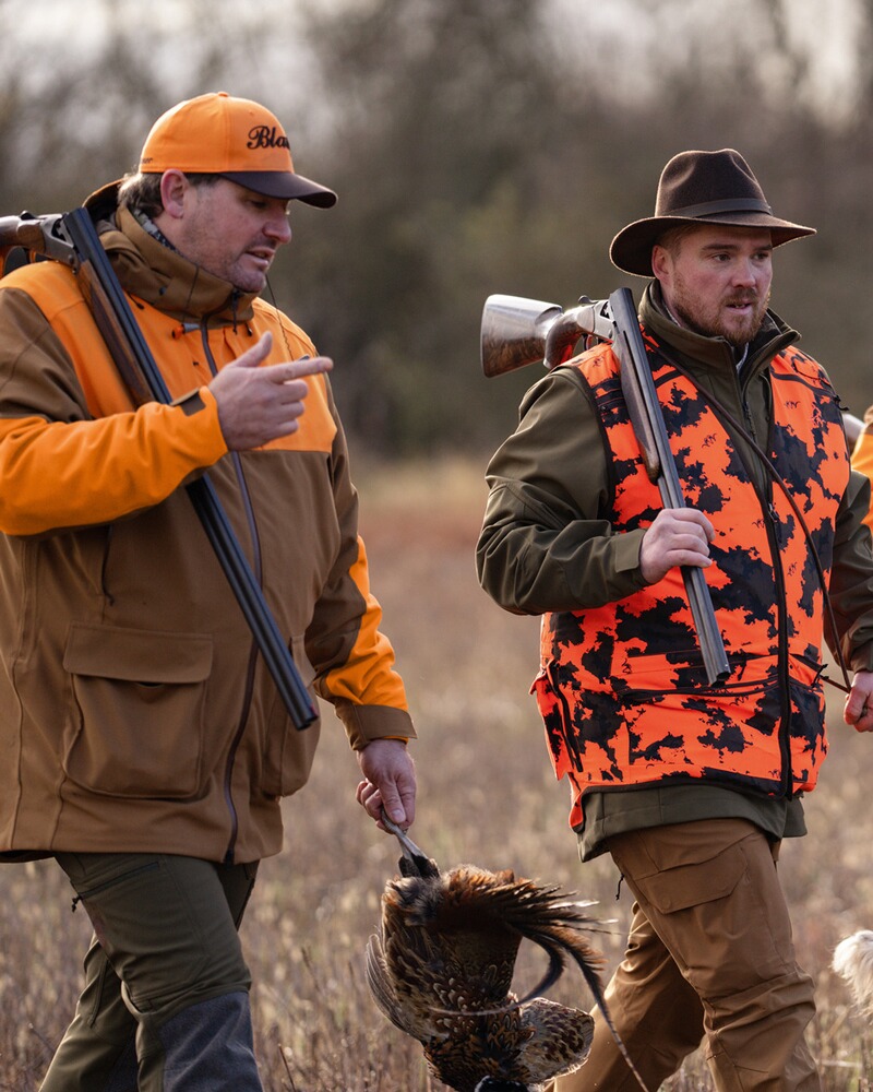 Cap Striker Limited Edition, Blaser Outfits