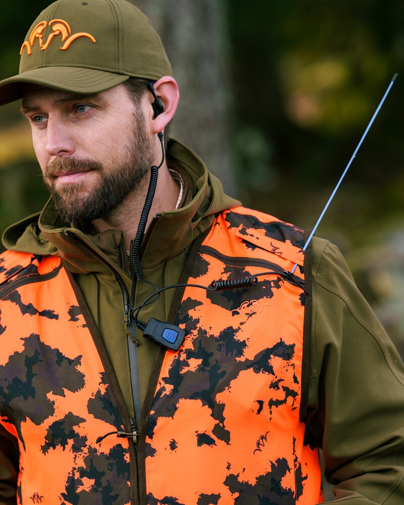 Cap Striker SL, Blaser Outfits
