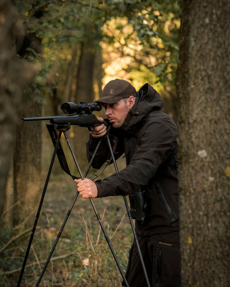 Cap Eagle, Deerhunter