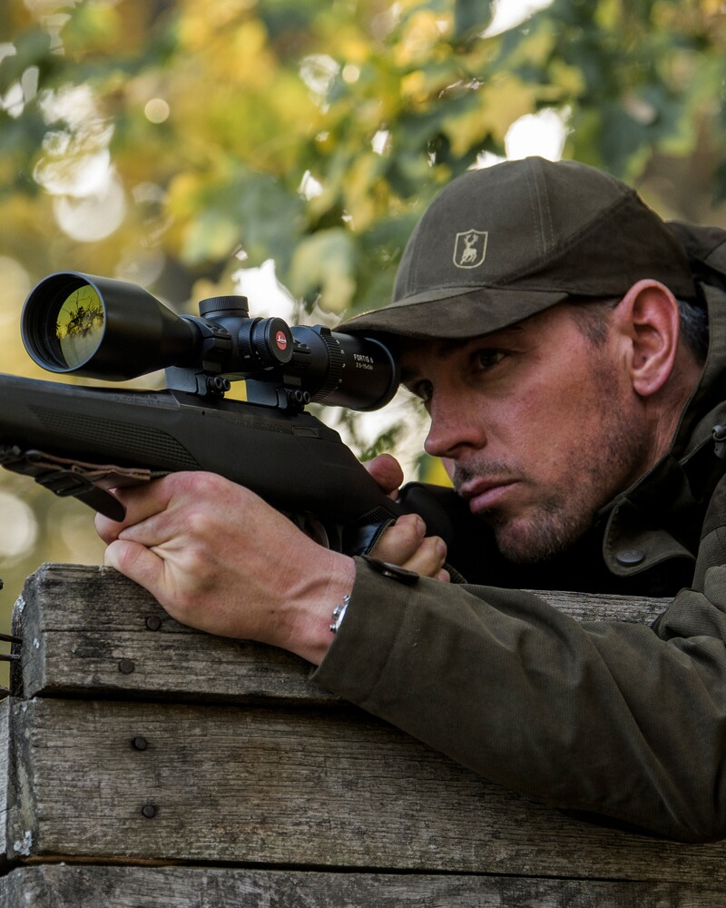 Cap Eagle, Deerhunter