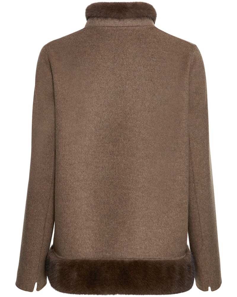 Jacke Cassandra, Maximilian