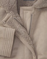 Fake-Fur-Mantel, White Label