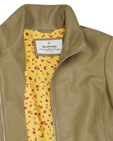 Lederjacke MsKreta, Milestone