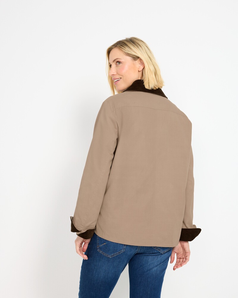 Wachsjacke, Brigitte von Schönfels